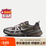 耐克NIKE男子休閑鞋 V2K RUN運(yùn)動(dòng)鞋HQ1678-200棕41