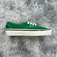 萬斯（VANS）安納海姆V斯ans百搭經(jīng)典帆布情侶休閑男女滑板鞋學(xué)生 Vans-054V綠色 36 標(biāo)準(zhǔn)尺碼