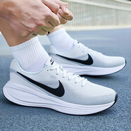 耐克（NIKE）男鞋跑步鞋 2025夏季新款革命8公路跑鞋運動鞋低幫休閑耐磨跑步鞋 革命8/新款上市/黑白/建議拍大半碼 42 (內(nèi)長265mm)