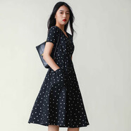 哥弟（GIRDEAR）女裝夏裝款赫本風(fēng)穿搭裙子洋氣顯瘦減齡V領(lǐng)短袖連衣裙 1500225 暗夜黑 波點(diǎn)黑 S (2碼)