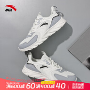 安踏（ANTA）跑步鞋男鞋夏季新款減震回彈跑鞋皮面防潑水休閑百搭運(yùn)動(dòng)鞋子男 霧灰【皮網(wǎng)拼接-緩震回彈】 39