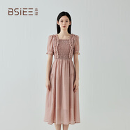 本澀 BSIEE本澀粉色溫柔連衣裙女年夏季新品顯瘦氣質(zhì)時(shí)尚長(zhǎng)裙 淺粉 S 15580A
