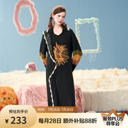兩三事梵高文藝 葵說(shuō)新語(yǔ) 2024秋季新款花朵圖案毛邊裙擺毛衣裙連衣裙 黑色 M