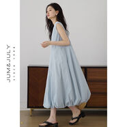 嘉茱莉法式無(wú)袖背心連衣裙女2025夏季新款設計感系帶V領(lǐng)花苞裙長(cháng)裙顯瘦 星空藍 S