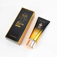 靚膚寶（LIANGFUBAO）蜂王漿臻寵保濕5+1套裝補(bǔ)水保濕護(hù)膚品套裝 洗面奶120g