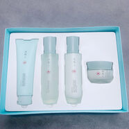 冰美人雪耳護(hù)膚品瑩潤(rùn)保濕套裝水嫩欲滴潔面乳水乳液粉補(bǔ)水保濕霜雪耳套裝