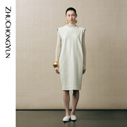 ZHUCHONGYUN2025秋新款PU皮無(wú)袖圓領(lǐng)寬松直身廓形連衣裙 米白色 L