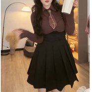 冉藝嵐同款莉亞大碼打底套裝百褶裙新款辣妹學(xué)院風顯瘦jk上衣背帶裙兩件 咖色上衣+背帶短裙ak M 建議80-100斤