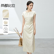尚都比拉（Sentubila）國風一字圓領(lǐng)小連肩袖手縫流蘇盤扣腰部縮褶改良新中式旗袍裙 杏色 S 90-100斤建議選擇