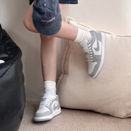 耐克（NIKE）男鞋女鞋新款運(yùn)動鞋Air Jordan 1情侶低幫休閑板鞋aj1籃球鞋 DC0774-105灰白 36.5