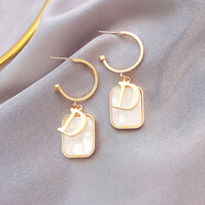 詩(shī)筠（SHIJUN）女士長(cháng)款吊墜耳環(huán)夸張2025新款貝殼女字母D耳圈耳墜氣質(zhì)個(gè)性百搭 字母D耳環(huán)