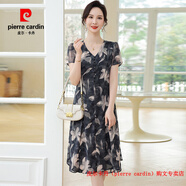 皮爾卡丹（pierre cardin）媽媽夏裝雪紡短袖薄款連衣裙2025新款中老年女士花色洋氣遮肚裙子 藍(lán)灰色 L 【85-105斤】送運(yùn)費(fèi)險(xiǎn)