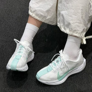耐克（NIKE）超級飛馬跑步鞋女鞋春季新款ZOOMX Pegasus競速馬拉松公路運動(dòng)鞋 FQ7261-103白色/大炮灰/薄荷綠 36.5