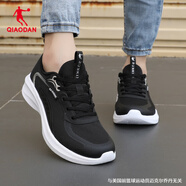 喬丹運動(dòng)鞋女鞋春季新款透氣女款軟底跑鞋輕便減震網(wǎng)面跑步鞋 黑色/喬丹白 35