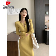 皮爾卡丹黃色半開(kāi)領(lǐng)長(cháng)袖針織洋裝女春秋冬新款收腰顯瘦打底內搭包臀長(cháng)裙 姜黃色針織裙 S