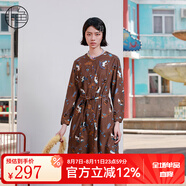 非魚非魚潮牌印花連衣裙秋冬新款圓領(lǐng)套頭連衣裙系帶收腰顯瘦裙子 深啡 S