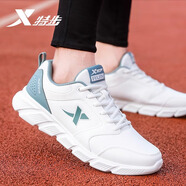 特步（XTEP）男鞋皮面防水跑步鞋2025冬季新款跑鞋輕便減震運動(dòng)鞋潮流休閑鞋子 白灰 39