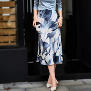 米思陽(yáng)（missshine）2025夏季新款輕奢油畫(huà)風(fēng)印花半身裙緞面垂順氣質(zhì)裙子女3821 霧霾藍現貨直發(fā) S