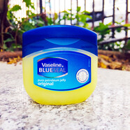凡士林（Vaseline）美國凡士林晶凍潤唇膏唇膜潤膚霜身體乳護手霜手腳足干裂睫毛保濕 晶凍原味50g(藍色)