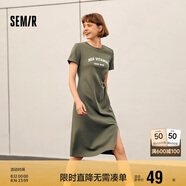 森馬連衣裙女復古休閑中長裙春夏心機字母開叉T恤裙101324114026