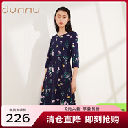 敦奴春季商場(chǎng)同款時(shí)尚印花修身圓領(lǐng)高腰七分袖連衣裙 藏藍(lán) S