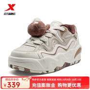 特步（XTEP）門店同款萌仔鞋板鞋女2025秋冬新款時(shí)尚百搭運(yùn)動(dòng)鞋舒適耐磨休閑鞋 淺灰褐/白沙灰 37