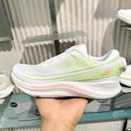 斐樂(lè )（FILA）BOA獵豹2路跑鞋女鞋2025彩色跑步鞋男鞋運動(dòng)跑鞋 A12W521101FLW百合白女款 35.5