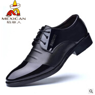 稻草人（MEXICAN）黑色真皮鞋男士軟底商務(wù)正裝青年尖頭休閑鞋英倫透氣內(nèi)增高男婚鞋 黑色 38