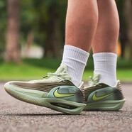 耐克（NIKE）男鞋G.T. CUT 3 TURBO粉色緩震實戰(zhàn)運動籃球鞋IM9441-600 HV9919-300 40