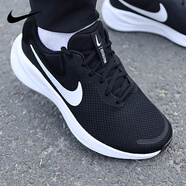 耐克（NIKE）跑步鞋男鞋 2025新款秋季運動鞋輕便低幫休閑鞋緩震慢跑鞋 革命7/經(jīng)典黑白/泡棉緩震 【寬版】 40.5