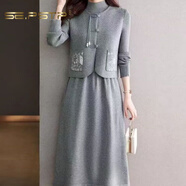 夏典素訂女王（SE.PSTP）新中式國風(fēng)毛針織連衣裙秋冬新款套裝氣質(zhì)馬甲兩件套毛衣裙 灰色【馬甲+連衣裙】原創(chuàng)輕奢大品牌官方旗艦 S