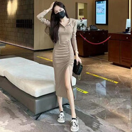 花花公子（PLAYBOY）法式感連帽T恤連衣裙秋季顯瘦氣質(zhì)名媛褶皺開叉包臀長裙子 奶咖色 【初戀裙 復(fù)古 溫柔/網(wǎng)紅流行連衣裙/裙子 S