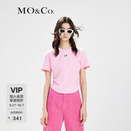 MO&Co.【涼感】個(gè)性膠章短袖圓領(lǐng)抽褶短款截短T恤上衣上裝摩安珂 玫粉色 M 165
