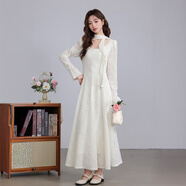 木清清法式氣質(zhì)喇叭袖連衣裙女2025秋季新款溫柔風(fēng)提花高腰顯瘦A字長(cháng)裙 淺杏白 S 【85一95斤】