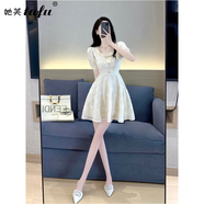 她芙（tafu）品牌女裝法式蕾絲連衣裙女夏2025新款氣質(zhì)名媛收腰顯瘦方領(lǐng)A字裙 杏色 M