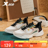特步男鞋運(yùn)動(dòng)休閑老爹鞋流年秋冬革網(wǎng)保暖防滑耐磨增高休閑鞋子男