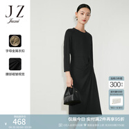 玖姿（JUZUI）圓領(lǐng)長(cháng)袖連衣裙女裝春款設計感肌理顯瘦通勤小黑裙 素黑 M