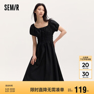 森馬連衣裙女溫柔氣質(zhì)白月光夏季法式方領(lǐng)收腰中長(cháng)裙107424114036