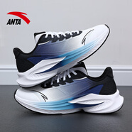 安踏（ANTA）【毒刺】跑步鞋男鞋2026冬季款輕便緩震男跑鞋耐磨透氣運動(dòng)鞋子 【毒刺6皮面】純凈白/信號藍 43
