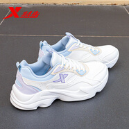 特步（XTEP）女鞋秋季皮面防水跑步鞋2025新款冬休閑老爹鞋輕便保暖運(yùn)動(dòng)鞋子女 帆白/米色/夕霧藍(lán) 37