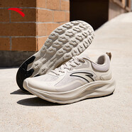 安踏（ANTA）逸塵丨革面緩震輕質(zhì)跑步鞋男黑色通勤運動(dòng)鞋跑鞋輕 【密網(wǎng)版】素霧灰-3 42 (260mm)