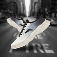 安踏（ANTA）男鞋網(wǎng)面透氣運動(dòng)鞋白色輕便軟底跑步鞋減震 象牙白/水天藍/黑-4 44.5