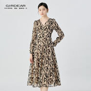 哥弟（GIRDEAR）女裝2025新款薄款印花V領(lǐng)中袖洋裝連衣裙150024 米咖色 S (2)