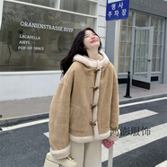 鴻澎牛角扣羊羔毛外套女秋冬毛茸茸短外套卡其色皮毛一體連帽顯瘦時(shí)髦 卡其色 XS (建議95斤以內(nèi))