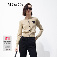 MO&Co.【綿羊毛×山羊絨】愛心刺繡歐根紗針織開衫毛衣上衣女摩安珂 駝杏色-第2批 XS 155