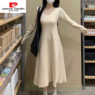 皮爾卡丹（pierre cardin）秋冬胖妹妹V領(lǐng)收腰A版針織裙子大碼顯瘦遮肉配大衣毛衣打底連衣裙 米白色 M 【95-105斤】