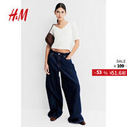 H&M女裝T恤2025秋季新款V領(lǐng)氣質(zhì)時(shí)尚休閑法式短袖短款上衣1276659 白色 XS 155/80