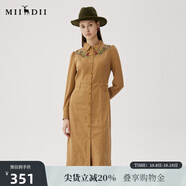 謎底刺繡連衣裙長袖女2024秋款復(fù)古文藝修身襯衫式長裙248ML8301 棕卡其 2XL