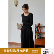 獨束大碼女裝胖mm針織連衣裙女秋冬新款顯瘦氣質(zhì)赫本風(fēng)小黑裙 黑色圓領(lǐng)款 XL