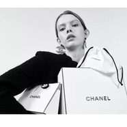 香奈兒（Chanel）柔光持妝粉底液遮瑕控油防水不脫妝禮物粉底液遮瑕膏自然膚色 贈品禮盒